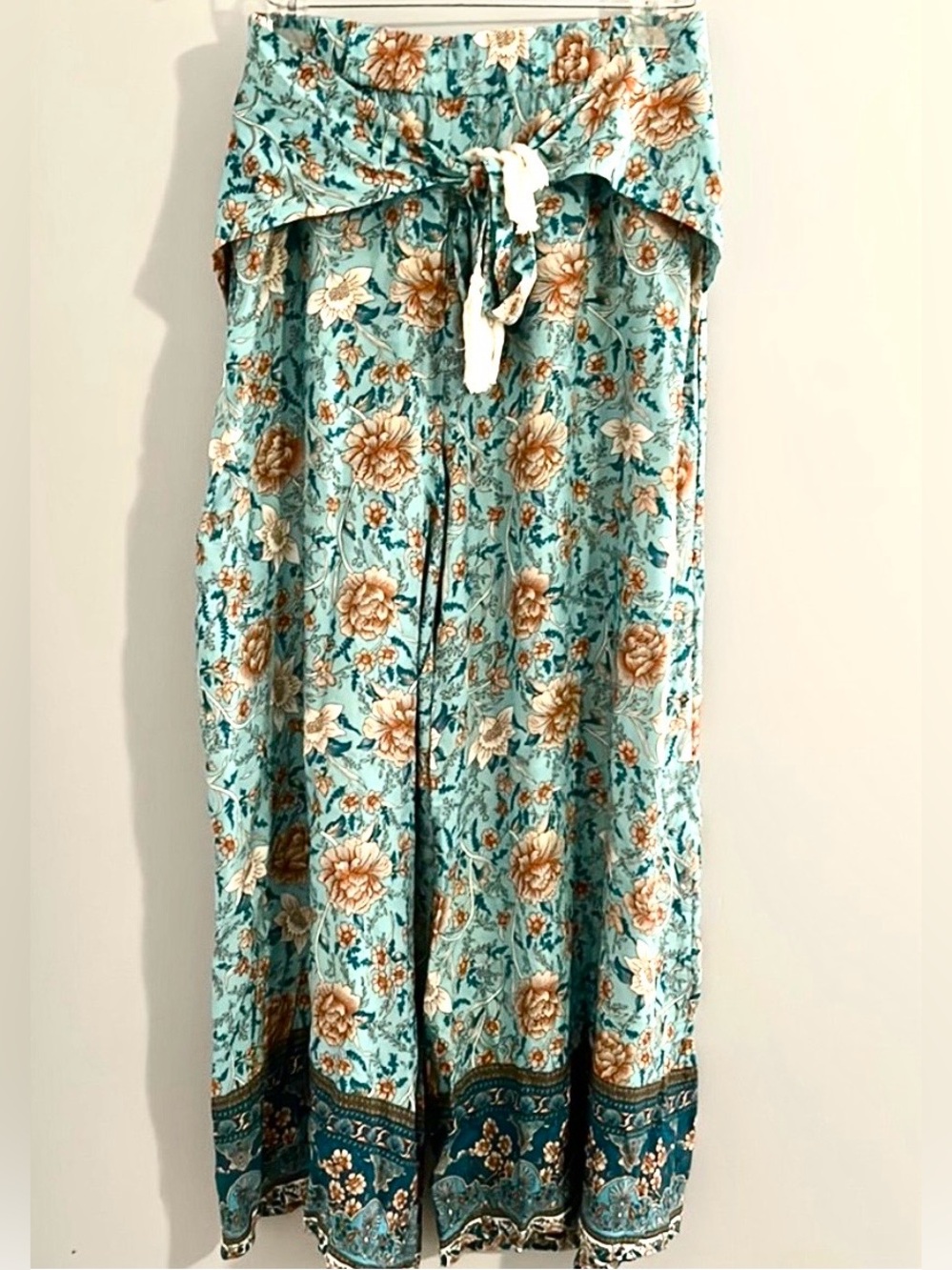 Simplee Wide leg drape pants Size Large